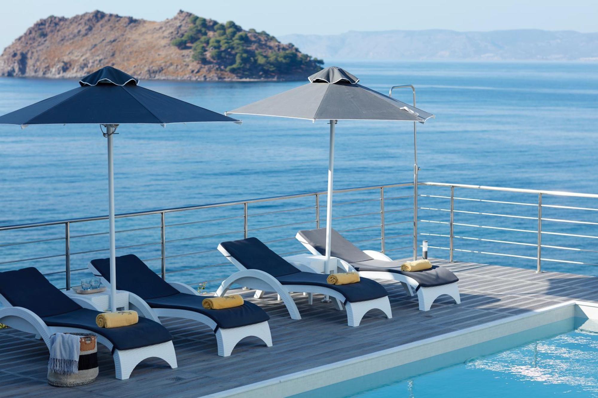 Eleia Seafront Rooms & Villas Petra  Exterior foto
